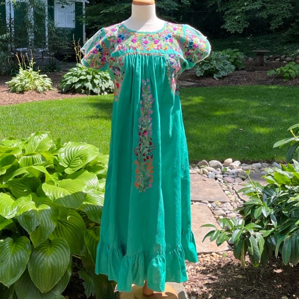 Vintage Oaxacan Mexican Hand Embroidered Huipil Maxi Dress Tunic Dark Green